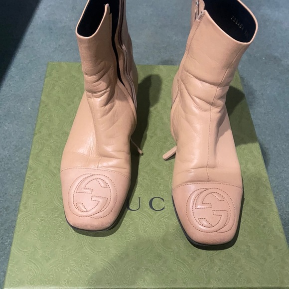 Gucci leather booties - Picture 1 of 4